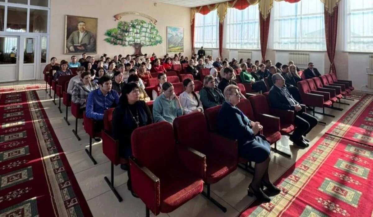 Расширение прав граждан и общественный диалог: встречи прошли в Карабалыкском и Федоровском районах