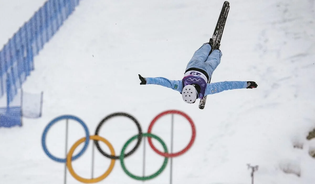 Казахстанцы остановились в шаге от финала в лыжной акробатике на Олимпиаде-2026