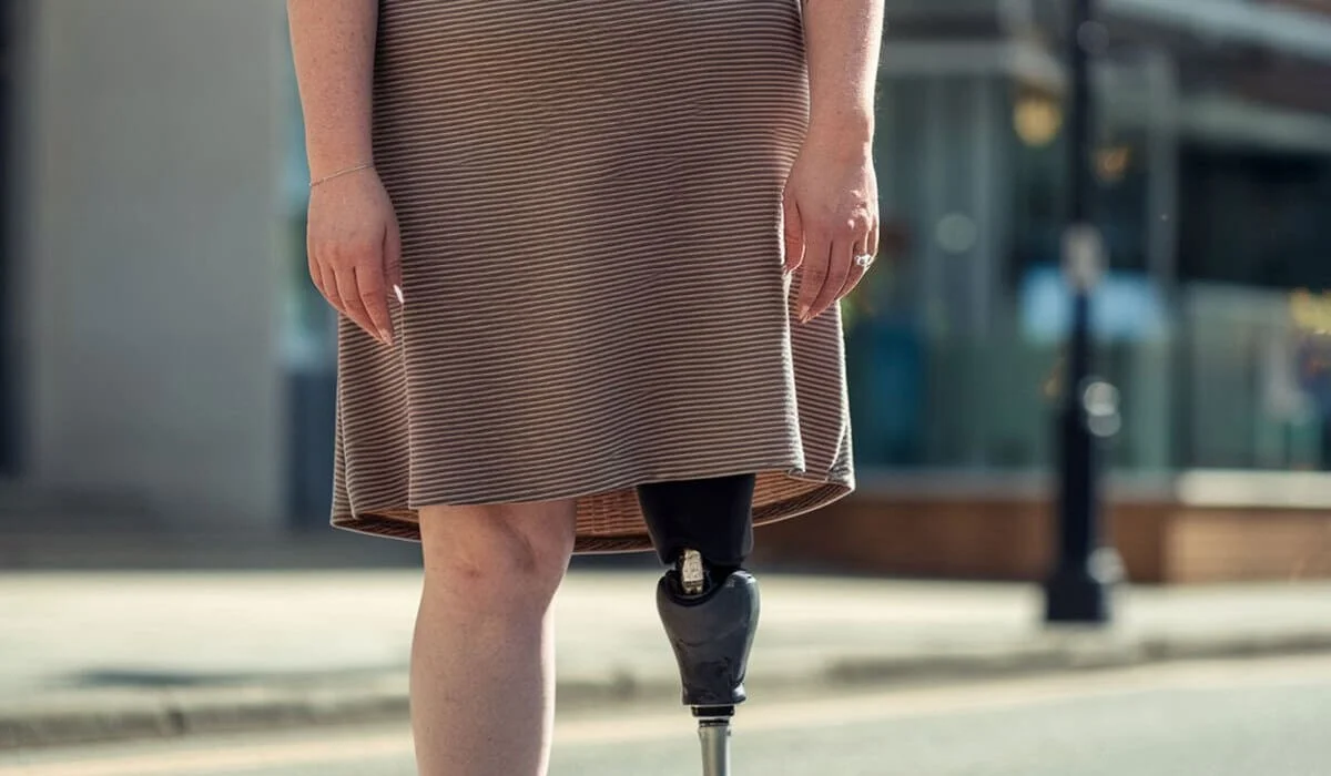 Сломался за два месяца: казахстанка получит 2 млн тенге за бесплатный протез ноги