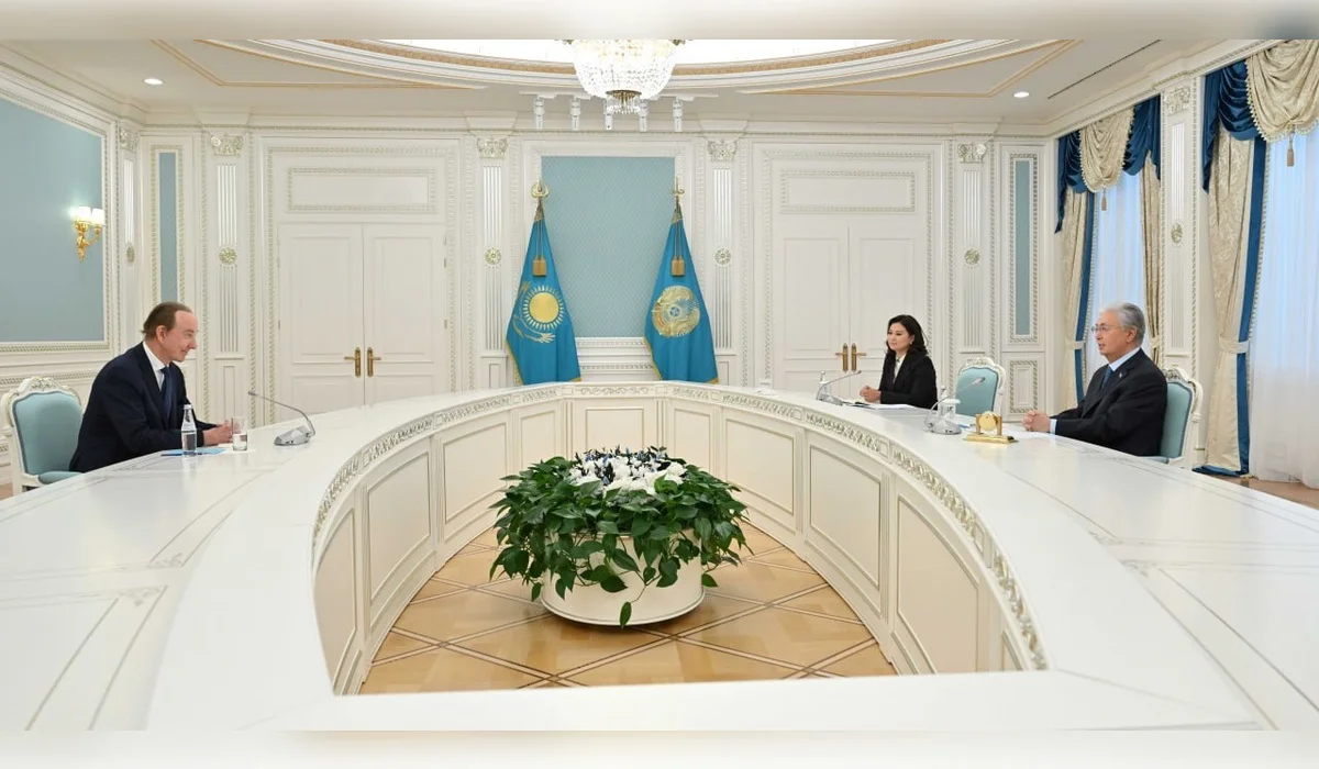 Токаев обсудил с Питером Фостером запуск прямых рейсов в США