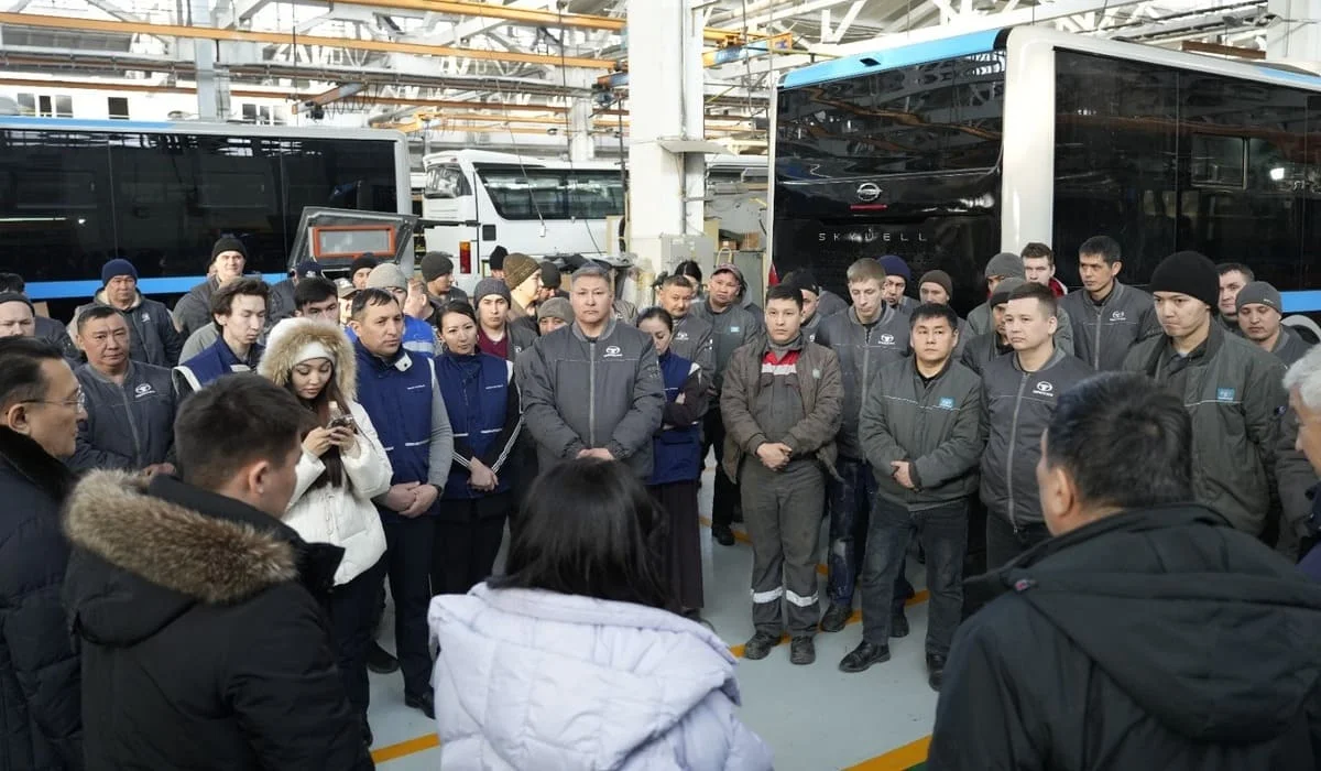 Региональная коалиция разъяснила ключевые положения новой Конституции трудовому коллективу в Семее