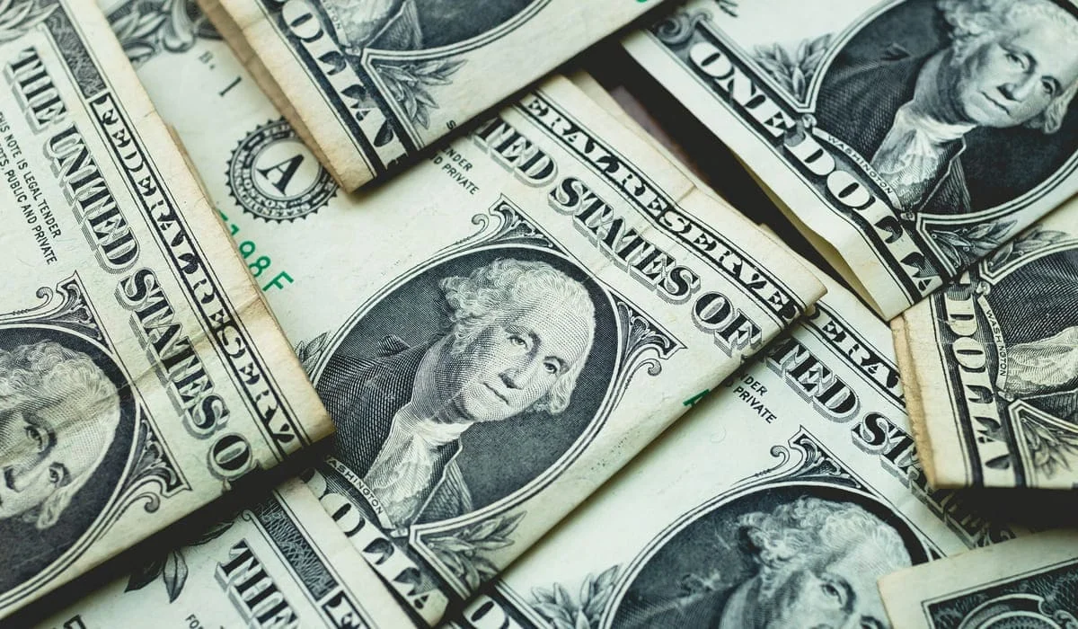 Курс доллара на KASE достиг 501 тенге