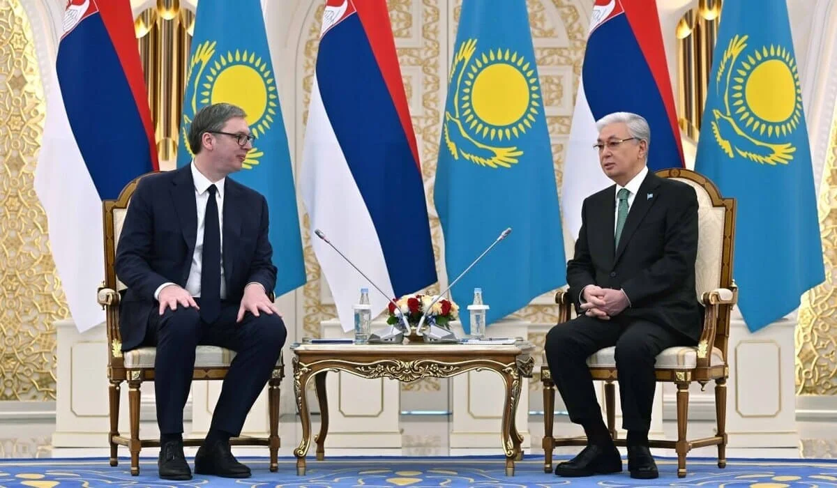 Токаев и Вучич обсудили экономику, ИИ и энергетику на встрече в Астане