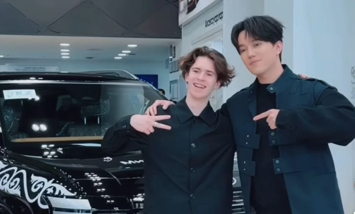 От имени всех казахстанцев: Димаш подарил Шайдорову автомобиль (ВИДЕО)