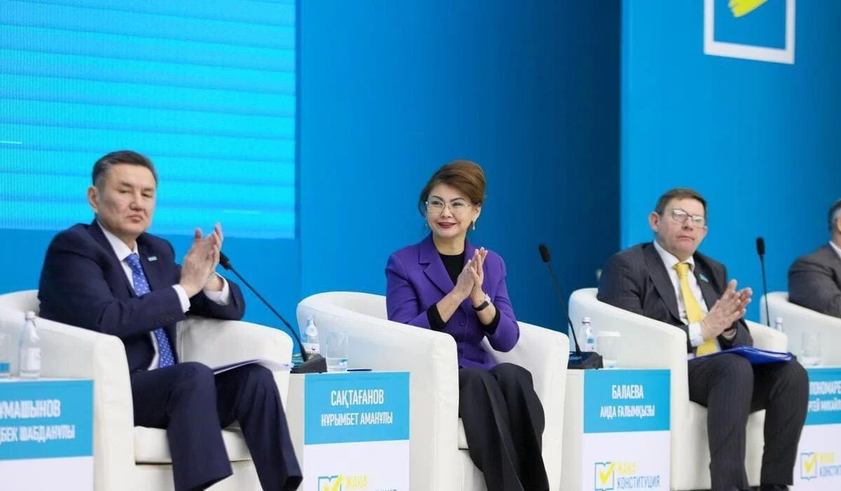 Аида Балаева рассказала о ключевых положениях новой Конституции на встрече с общественностью ВКО