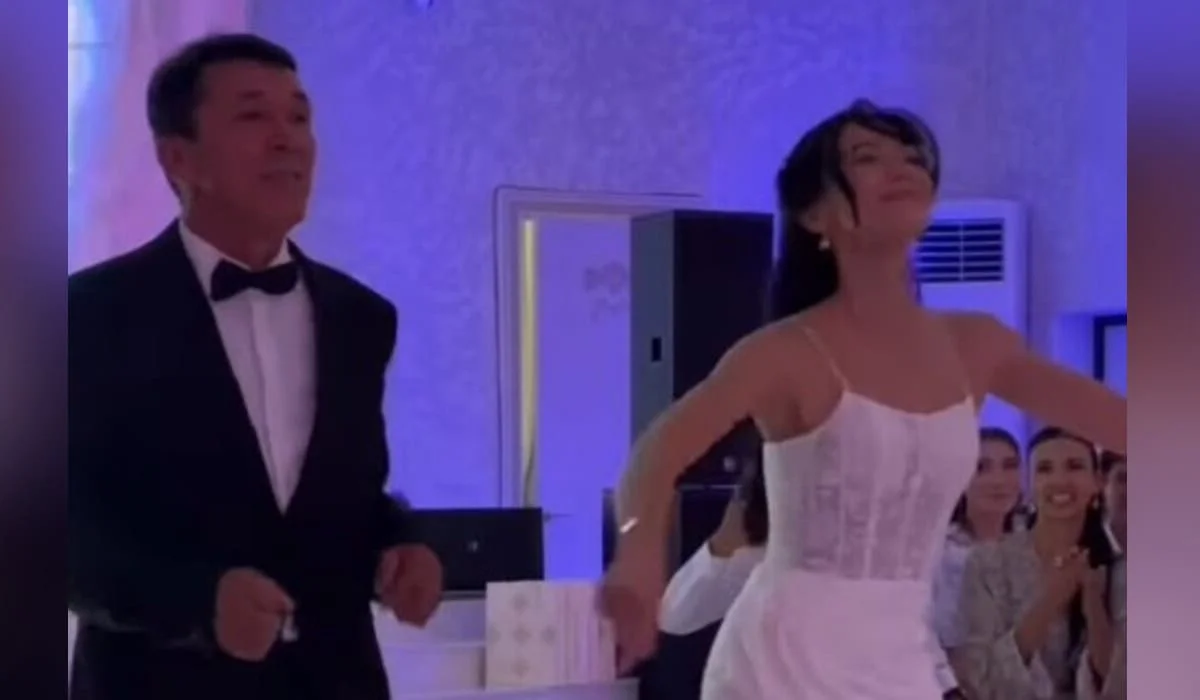 Невеста и ее отец зажгли на казахской свадьбе под Bad Bunny (ВИДЕО)