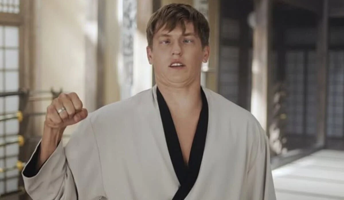 Концерты Алексея Щербакова массово отменяются после визита к Сабурову