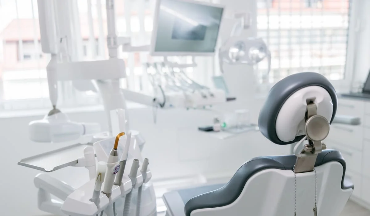 Тысячи ложных записей в Damumed: стоматологическую аферу на 66 млн выявили в Алматинской области