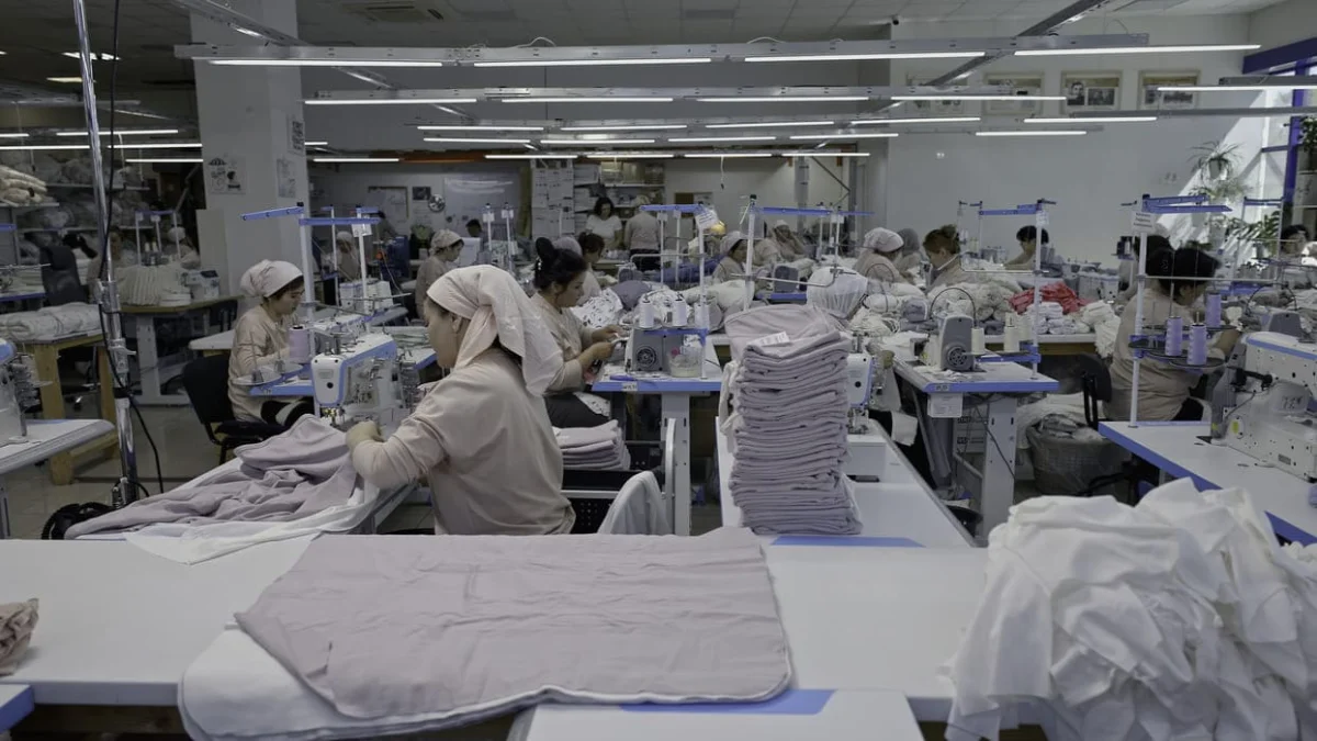 Объем производства продукции легкой промышленности в Казахстане увеличился на 13,2%