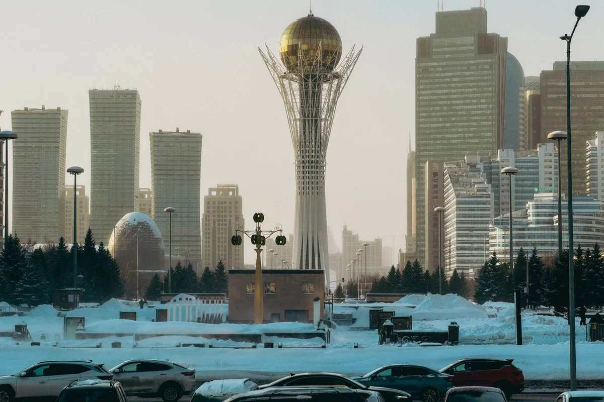 Штормовое предупреждение объявили в 16 регионах Казахстана на 7 марта