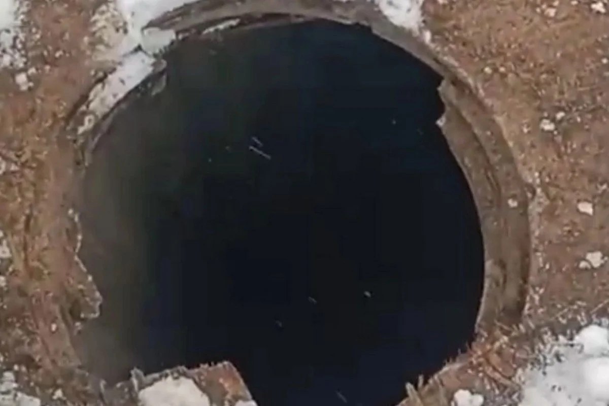 Второклассник упал в глубокий колодец в Актобе: крики о помощи услышал прохожий