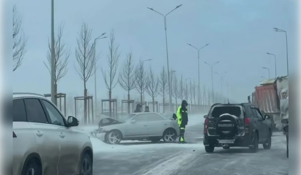 Массовое ДТП произошло на обходе Астаны из-за непогоды (ВИДЕО)
