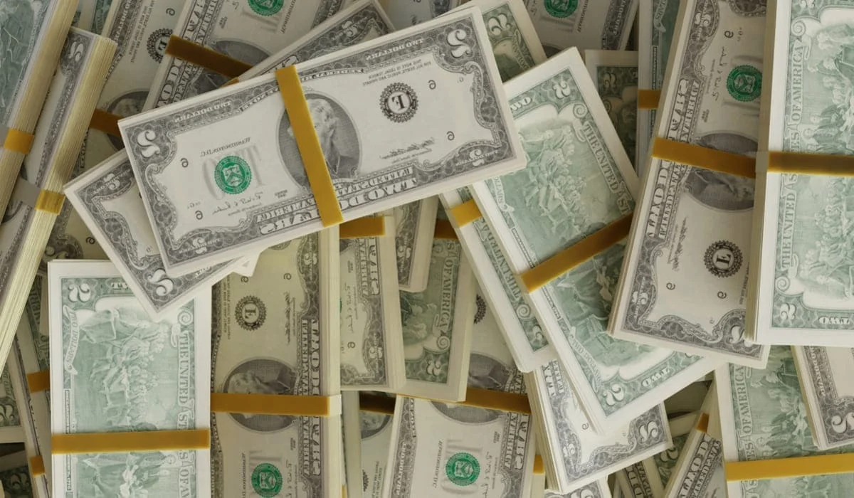 Курс доллара на KASE опустился до 491 тенге