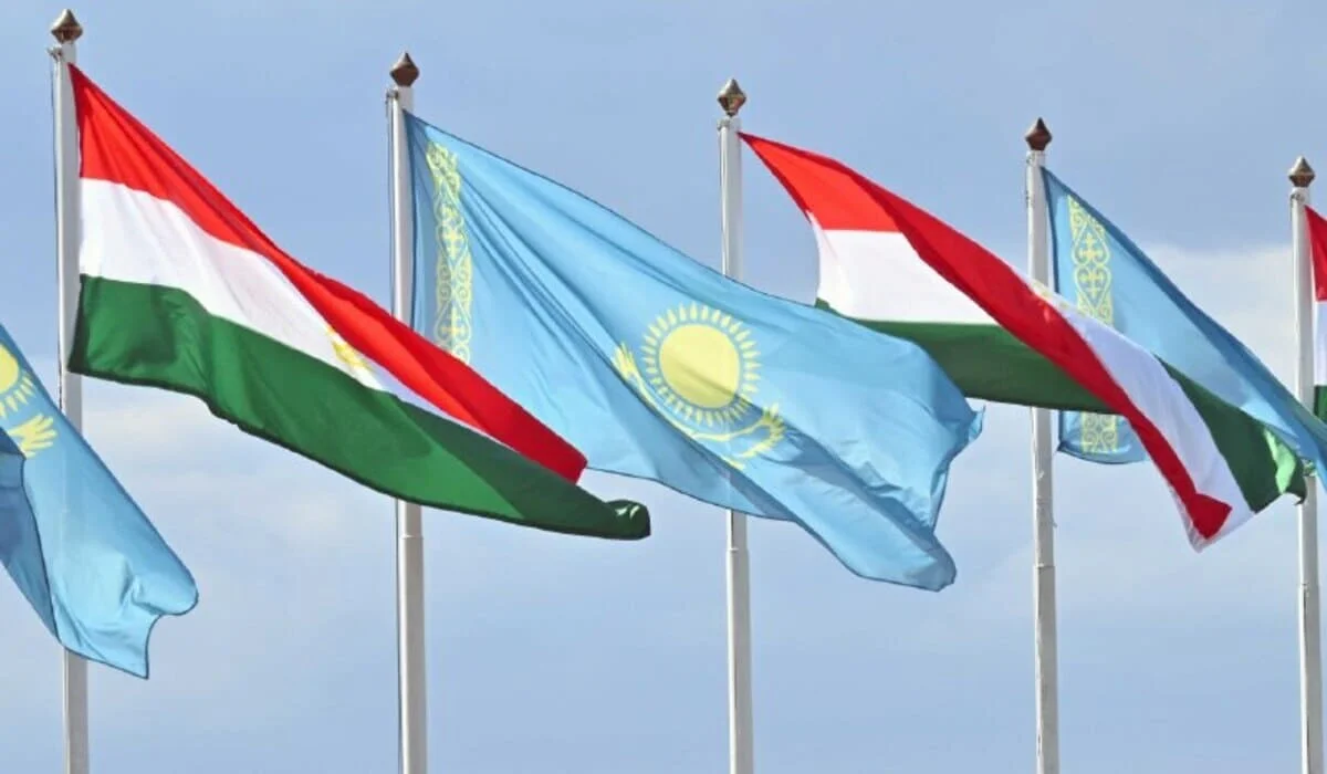 Экономика, безопасность, наука: Казахстан и Таджикистан укрепляют сотрудничество