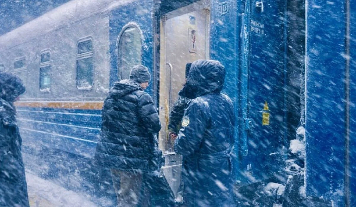 Закрытие трасс в трех областях: поезда КТЖ перевезли 390 пассажиров