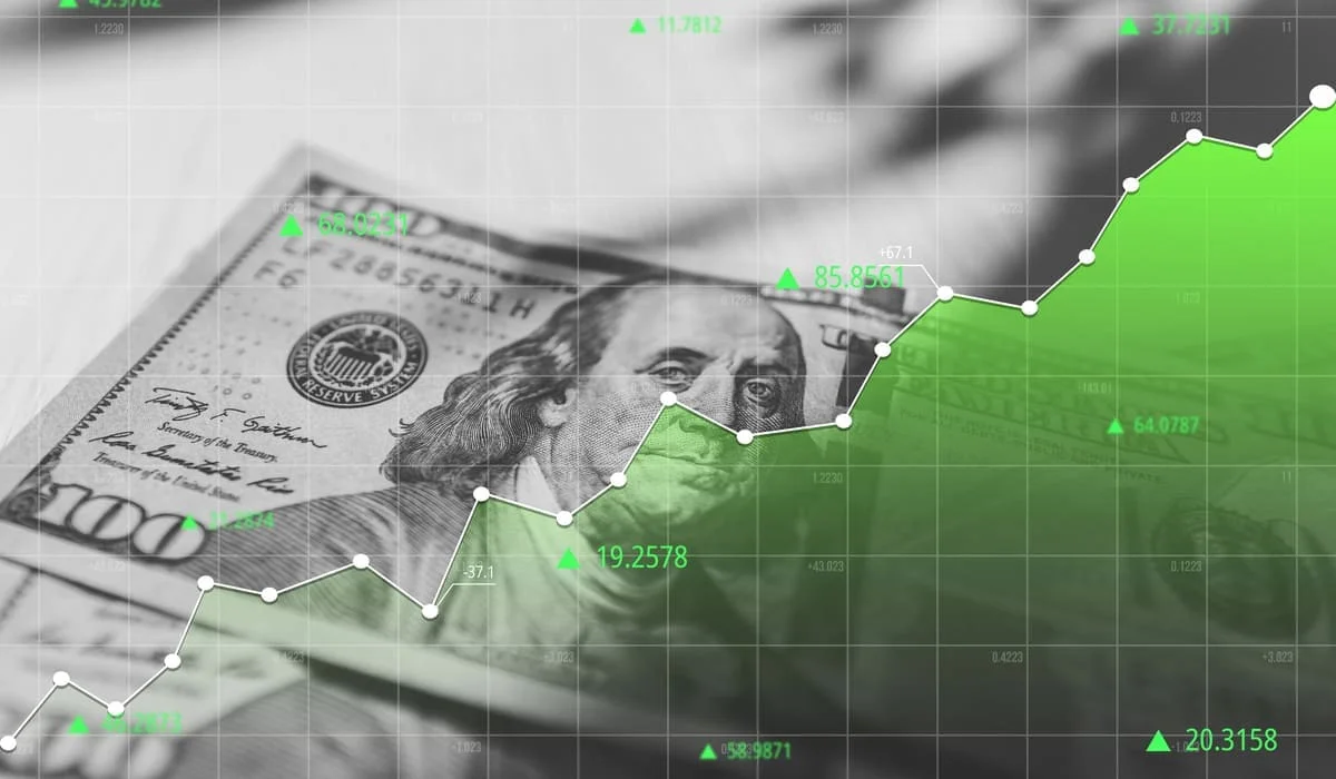 Доллар немного подешевел на торгах KASE