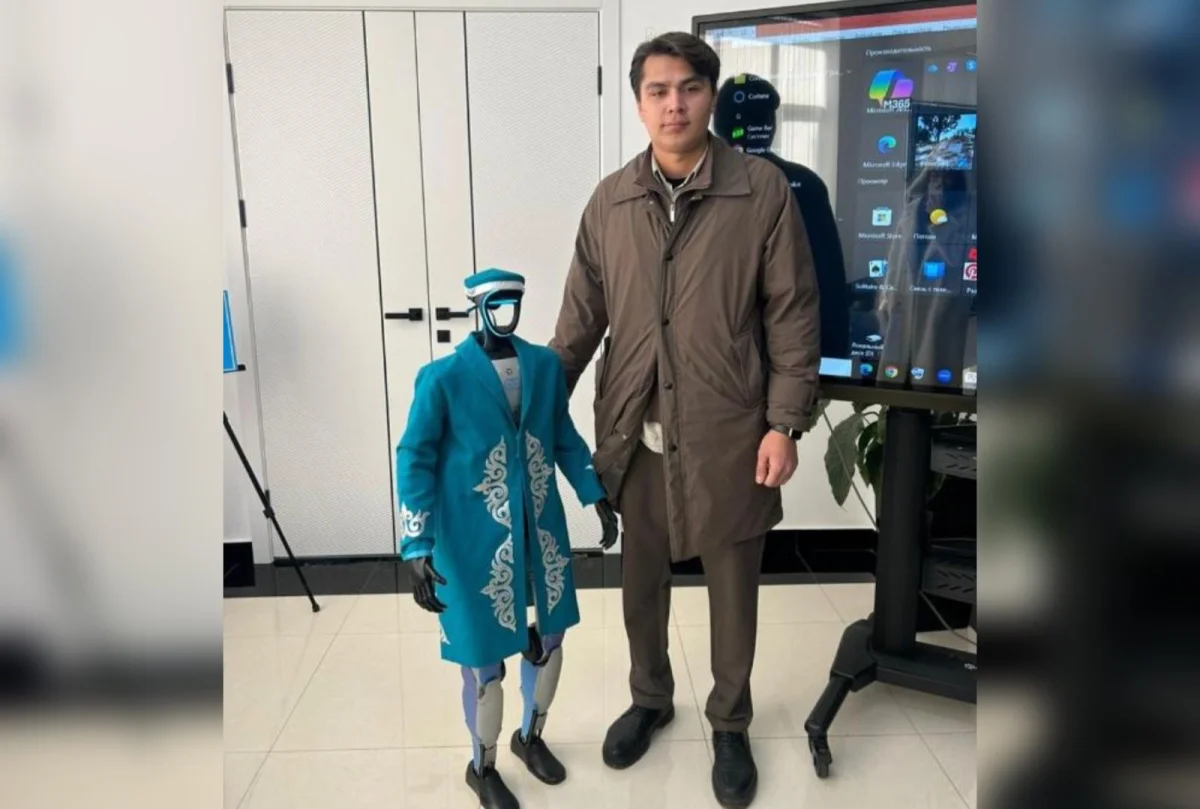 Референдум-2026: робот пришел на участок в Алматинской области