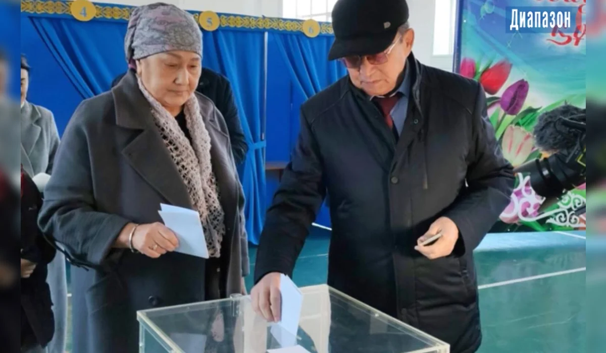 В день золотой свадьбы супруги пришли проголосовать на референдуме в Актобе