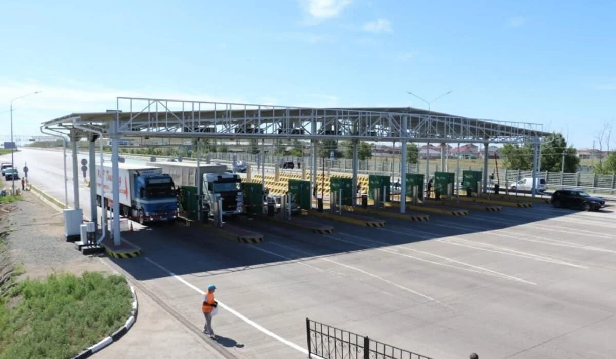 Больше 11,5 млн проездов: названы самые популярные платные дороги Казахстана