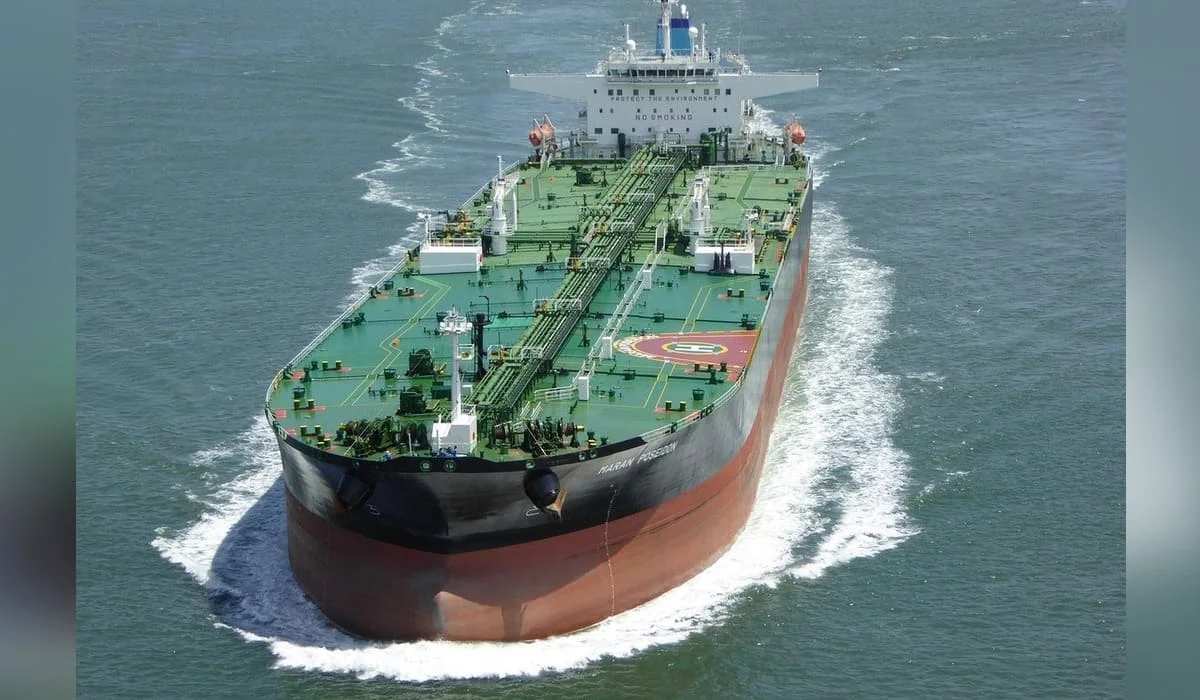 США сбросили бомбы весом 2,3 тонны на объекты у Ормузского пролива