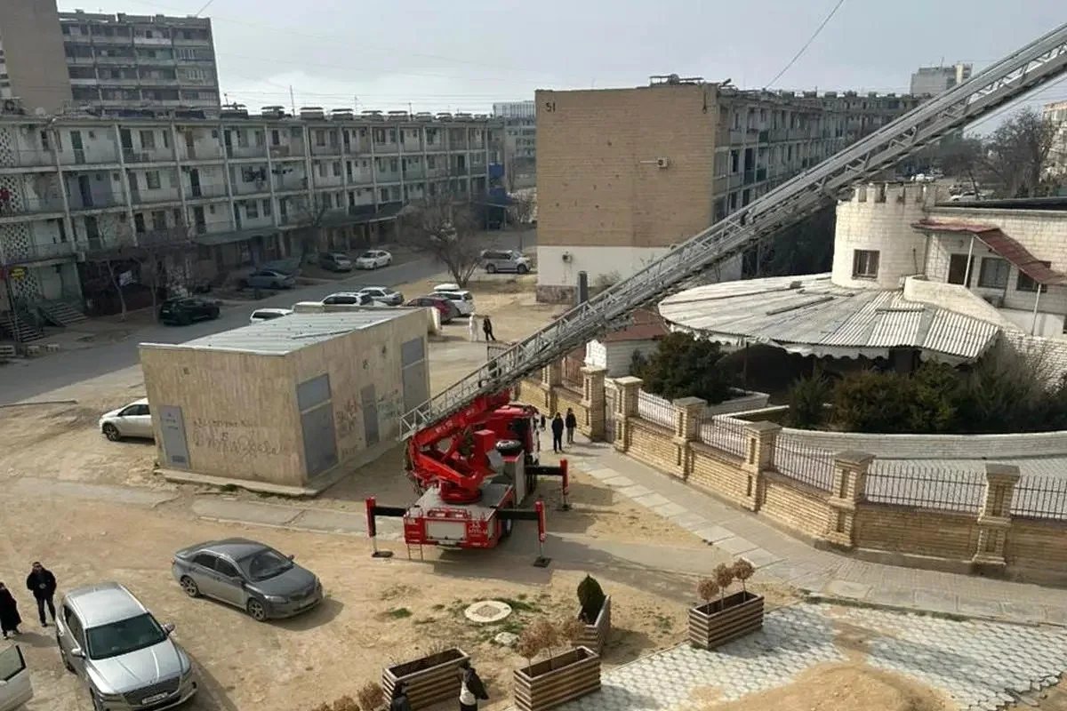 Из-за уснувшей жены житель Актау в панике вызвал экстренные службы города