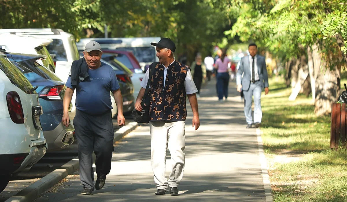 Сколько живут казахстанцы: новые данные по продолжительности жизни