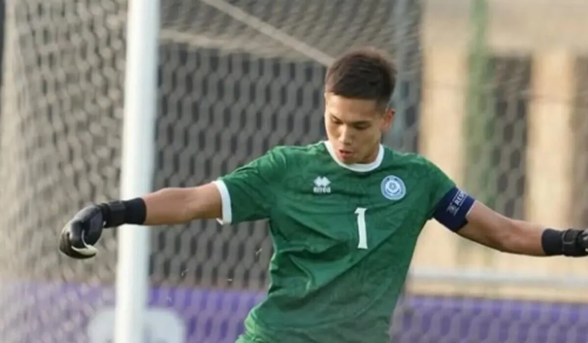 Казахстан U-19 разгромно проиграл Украине после удаления Калмурзы