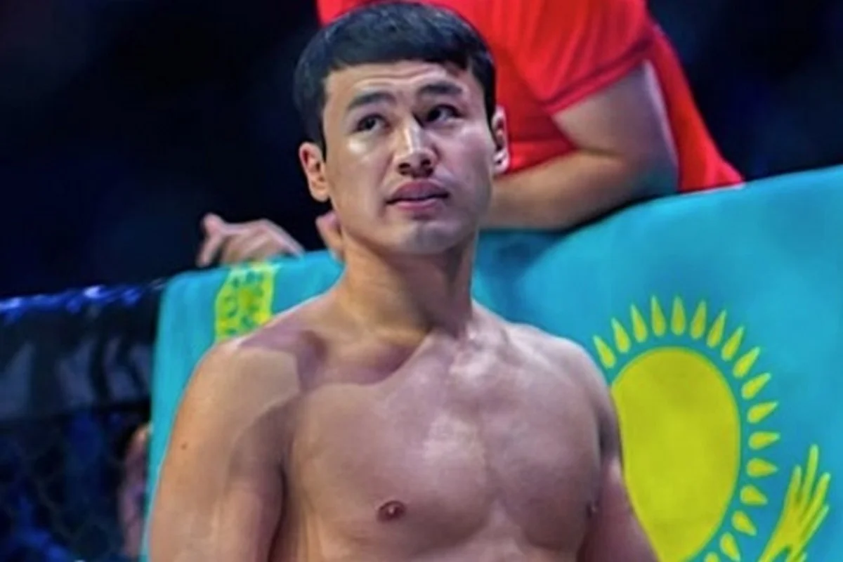 Казахстанец Еркебулан Токтар проиграл непобежденному Марселю из Кыргызстана