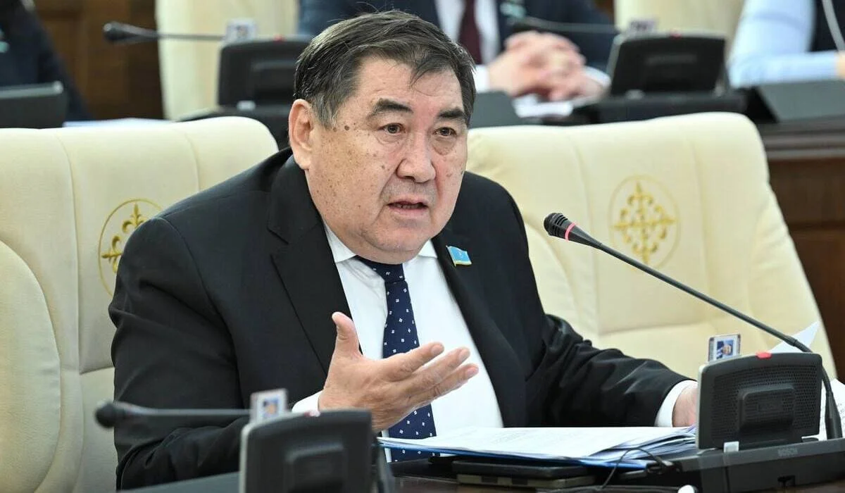 «Казахстан для вас не Родина?!»: Ермурат Бапи выступил с резким заявлением о религиозных фанатиках