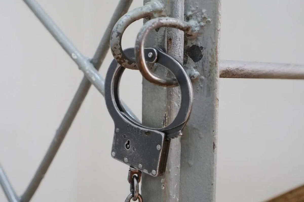 Бросил тело в яму туалета: за жестокое убийство акмолинца осудили спустя 24 года