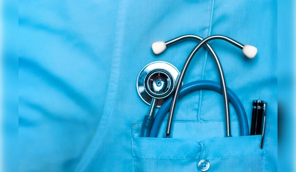 Представляются врачами: Минздрав обратился к казахстанцам с важным предупреждением