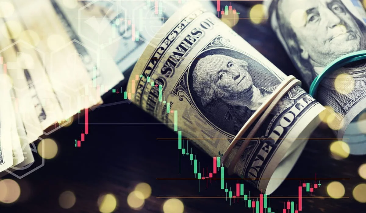 Доллар в Казахстане подешевел до 470 тенге: что происходит с курсом