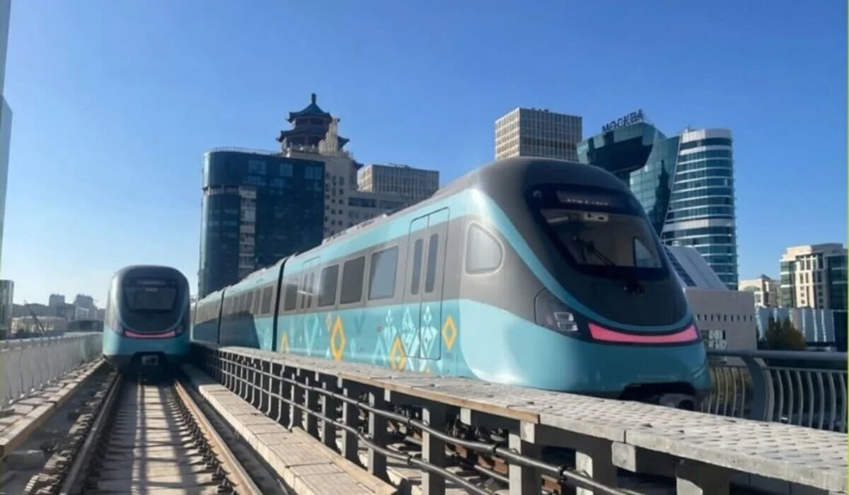 В Астане начались масштабные испытания LRT с участием 19 поездов