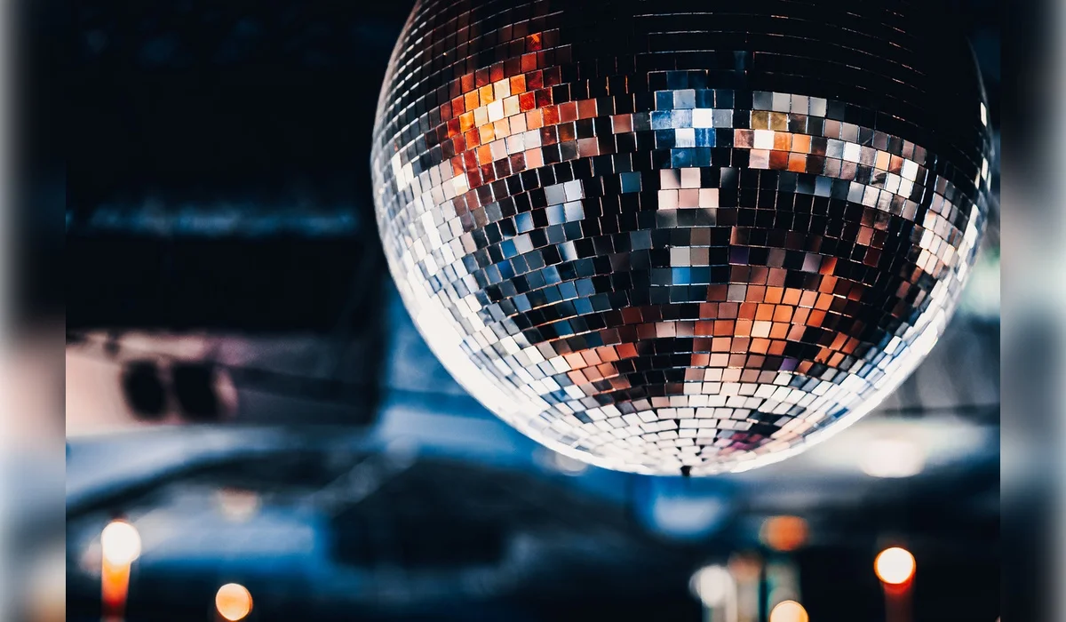 Сотрудник элитного ночного клуба торговал наркотиками в Алматы