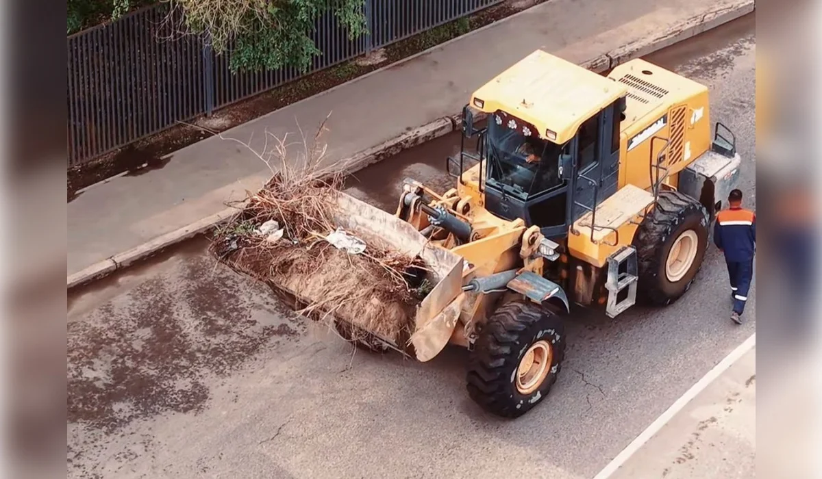 Сотрудники заводов вышли на благоустройство Алматы