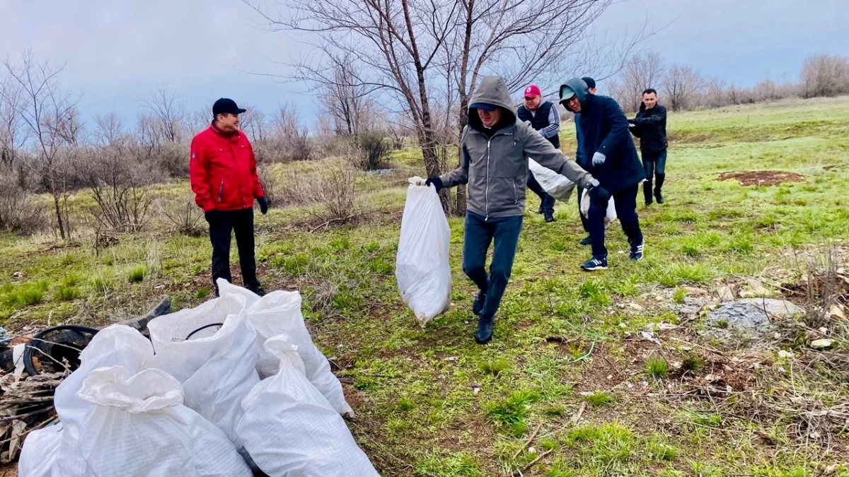В ЗКО собрали 760 тонн мусора с 423 локации за один день в рамках акции «Таза Қазақстан»