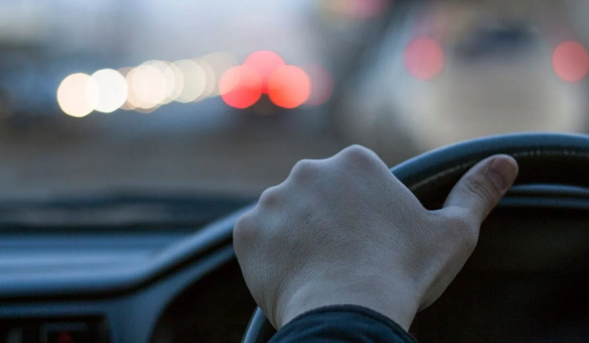 133 км/ч на «зебре» и 59 нарушений за год: в Астане суд жестко наказал лихача на Porsche