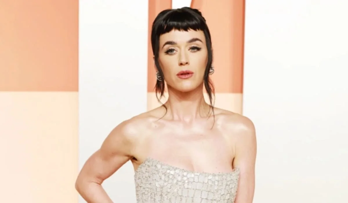 Австралийская актриса обвинила Кэти Перри в сексуальных домогательствах