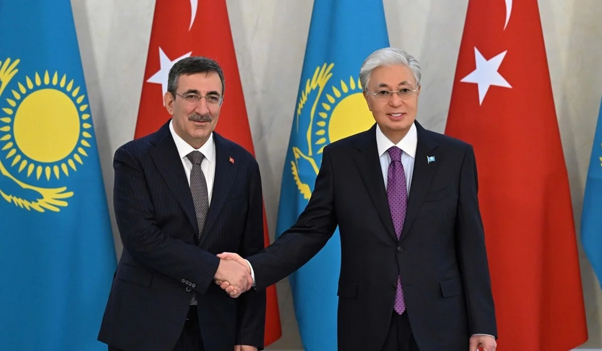 Токаев встретился с вице-президентом Турции в Акорде