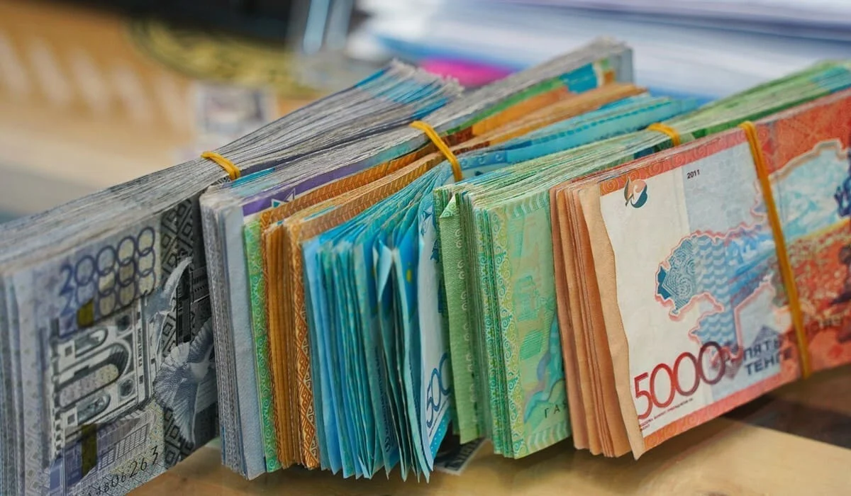 Жительницу Жамбылской области осудили после перевода 13 млн тенге