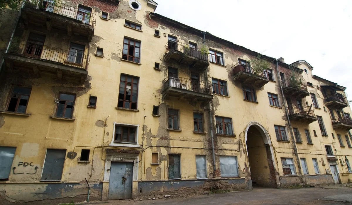 Еще 650 старых многоэтажек отремонтируют в Казахстане