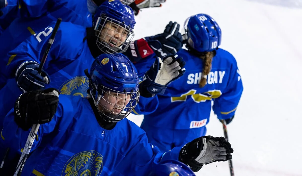 Женская сборная Казахстана одержала первую победу на ЧМ-2026