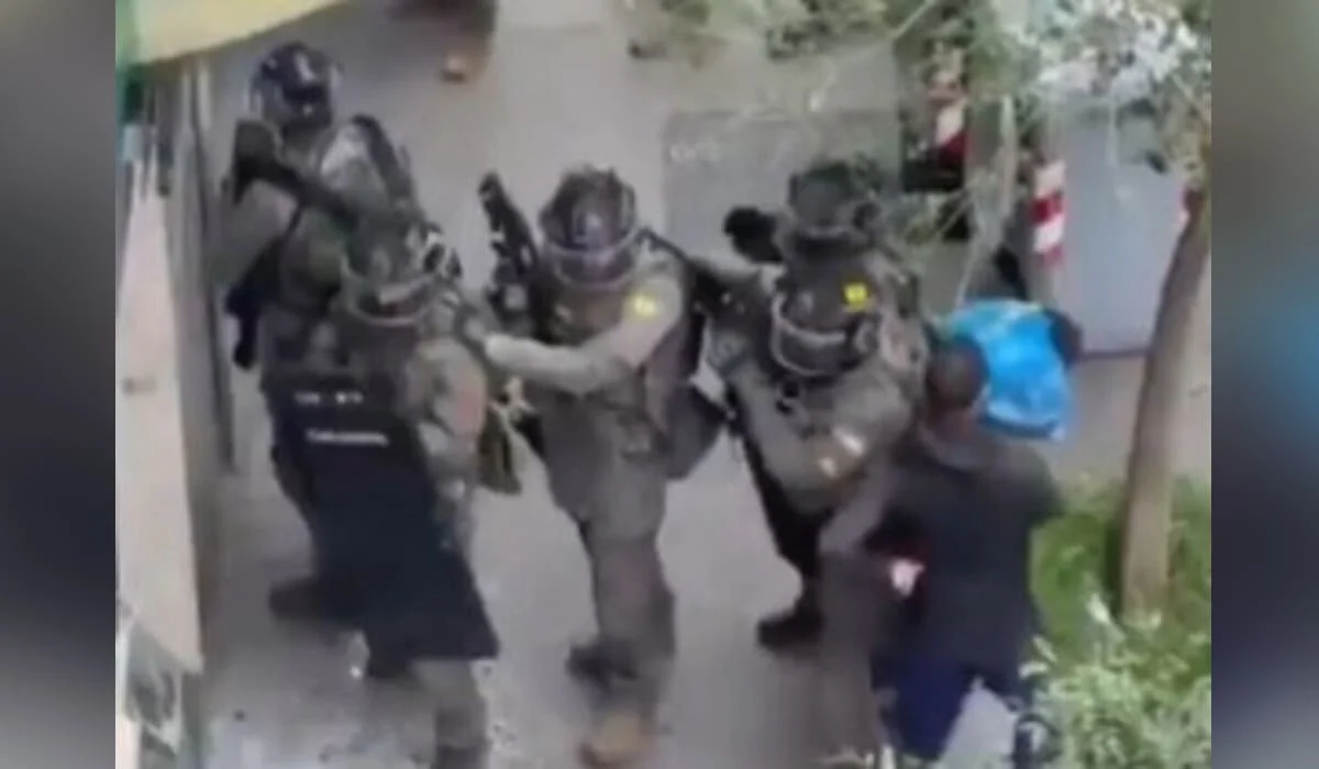 Дерзкое ограбление банка в Италии: грабители взяли 25 заложников и скрылись через канализацию