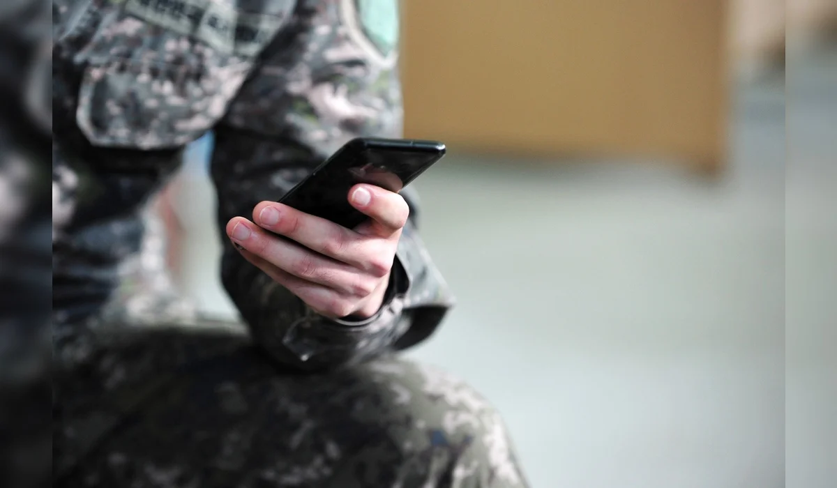 Смартфоны в казармах: в армии Казахстана смягчили правила пользования телефонами