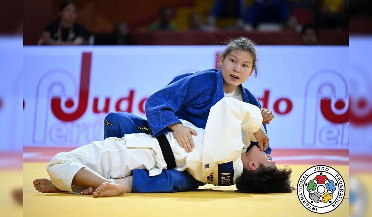Казахстанские дзюдоисты завоевали серебро чемпионата Азии в Китае