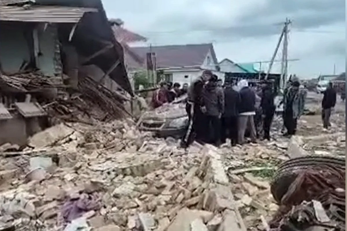 Взрыв газа в Алматинской области: врачи борются за жизнь матери и троих сыновей