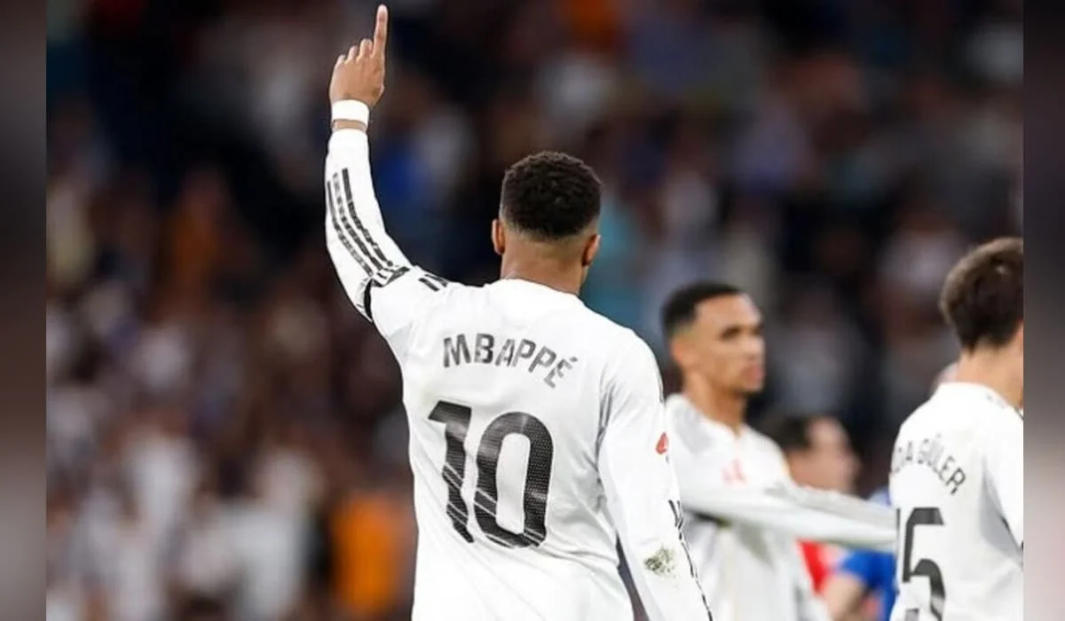 Самый дорогой футбольный клуб мира оценили в 7,7 млрд долларов