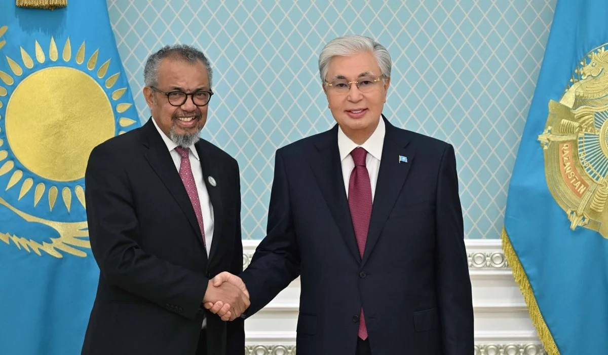 Токаев встретился с главой ВОЗ