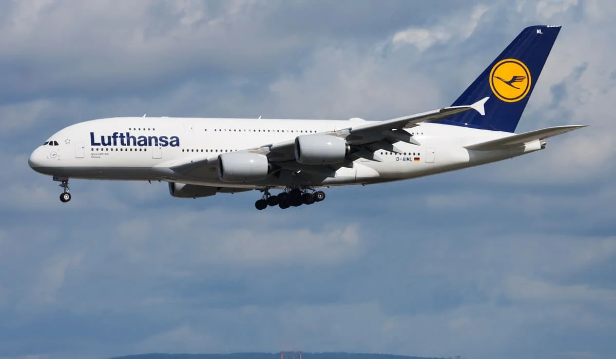 Lufthansa отменит до 20 000 рейсов на фоне роста цен на топливо