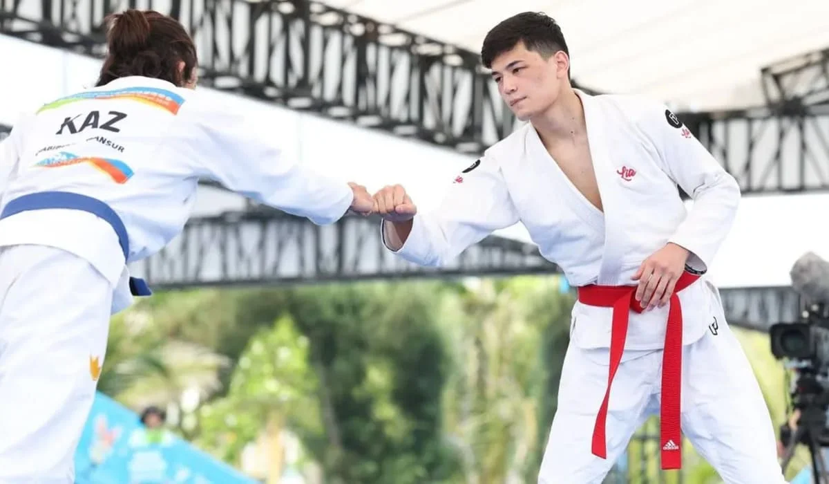 Казахстан завоевал первую медаль на пляжной Азиаде